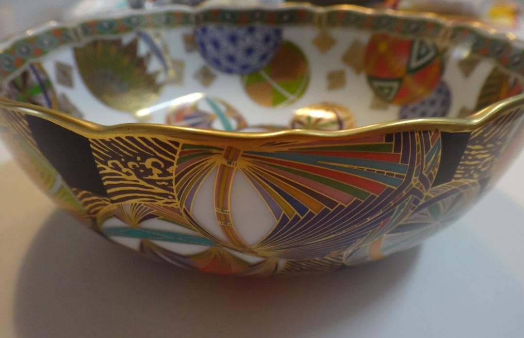 ★前畑陶★庫山窯 色絵手まり　 羽子板銘々皿　５枚セット と手毬模様の中鉢★