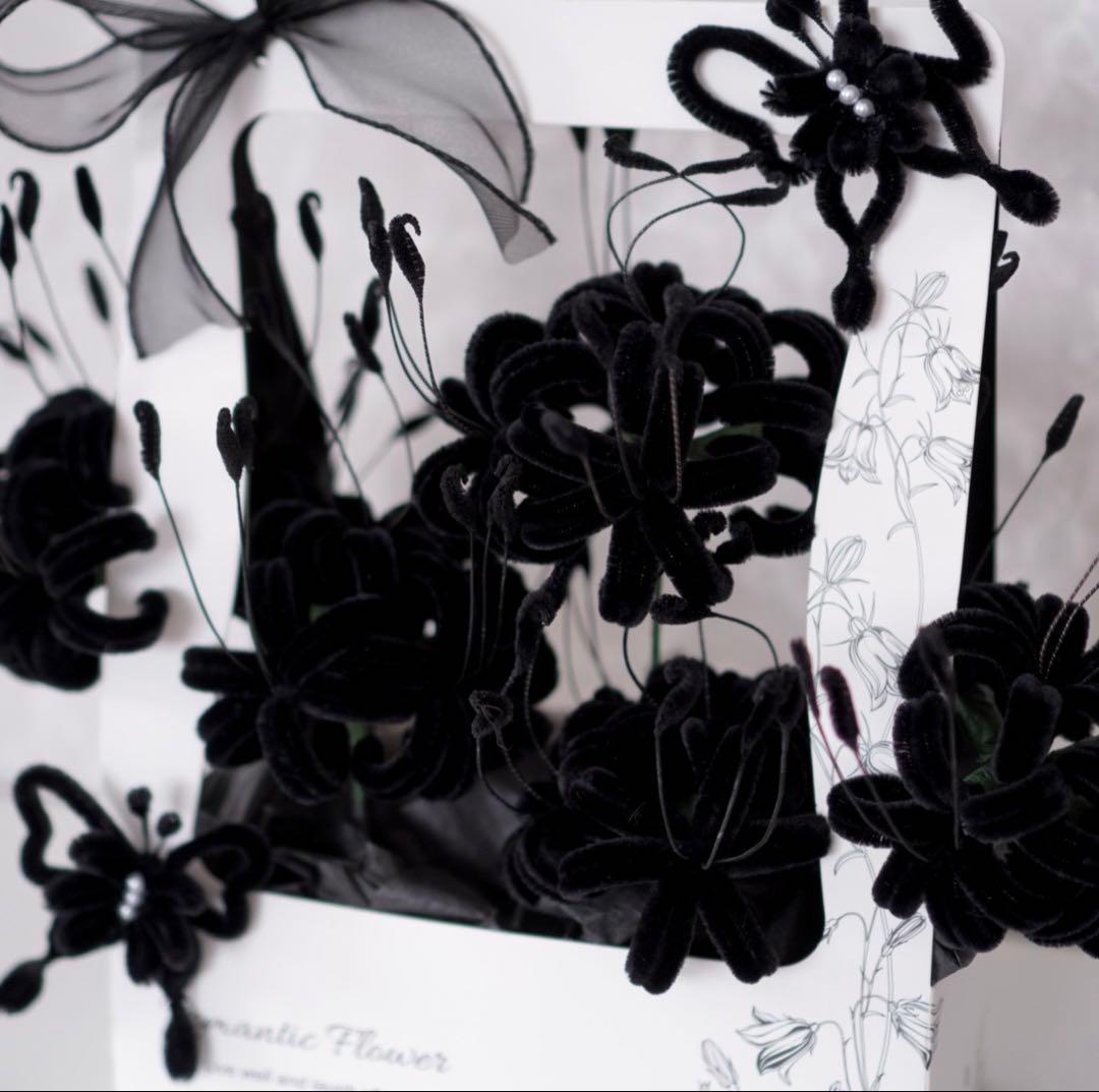 【モールフラワー】彼岸花と蝶のブーケ ギフトボックス入り