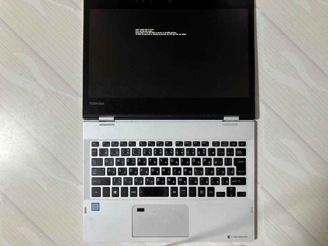 dynabook TOSHIBA ノートPC シルバー