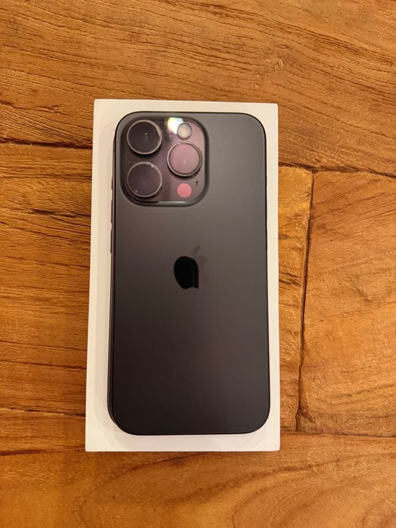 iPhone15Pro 256GB ブラックチタニウム　即発送