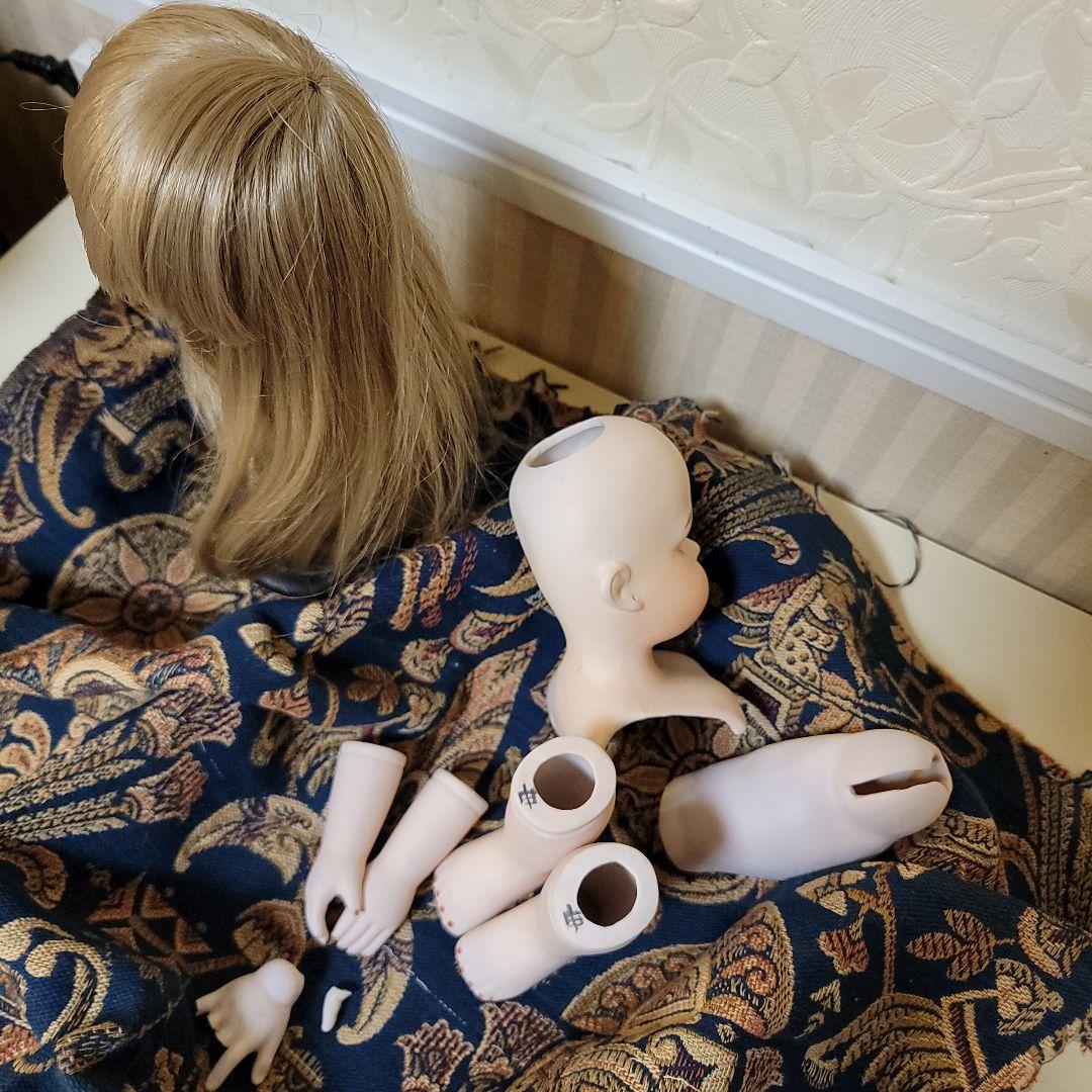 アンティークドール-パーツ　ジャンクパーツ　ウィッグ付き人形部品　計8点+指