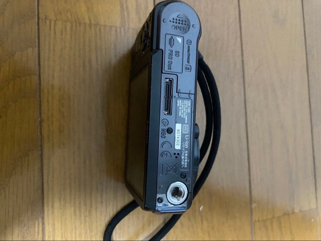 デジカメ　SONY DSC-HX5V