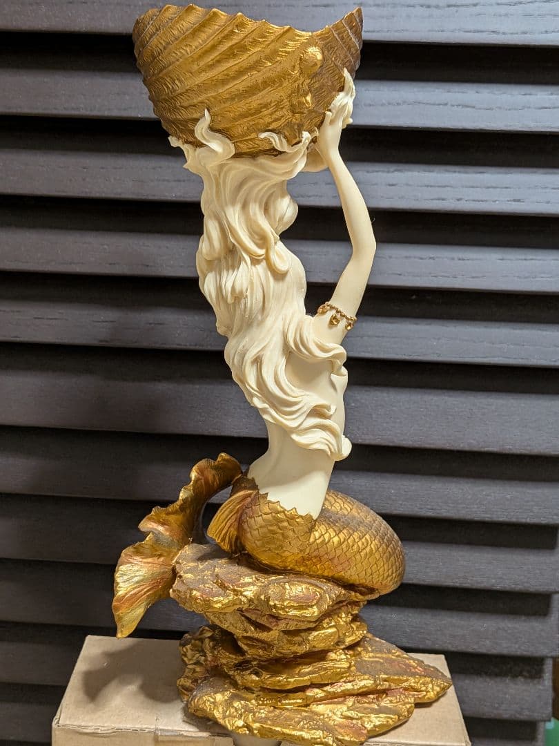 人魚と貝殻の彫刻 約30cm