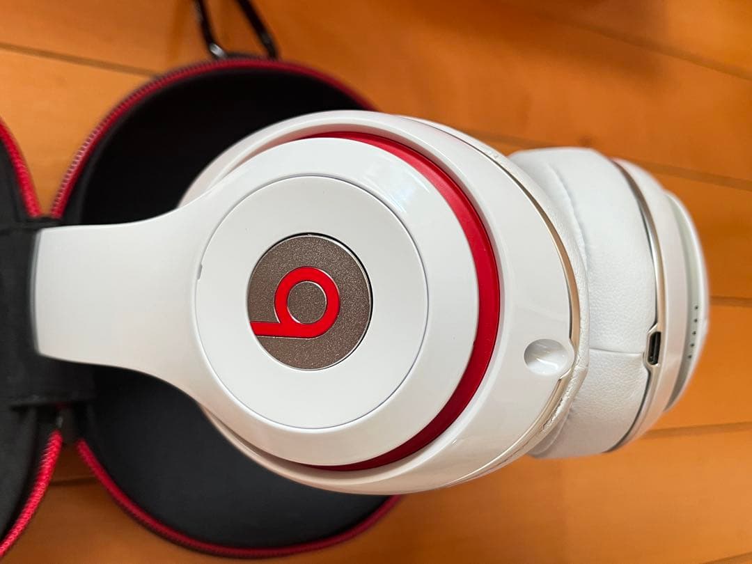 beats studio2 wireless ヘッドホン 白赤