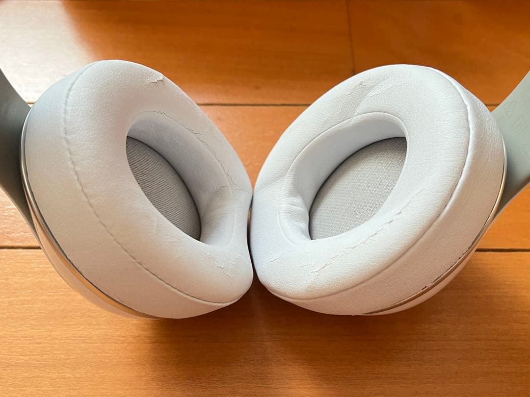beats studio2 wireless ヘッドホン 白赤