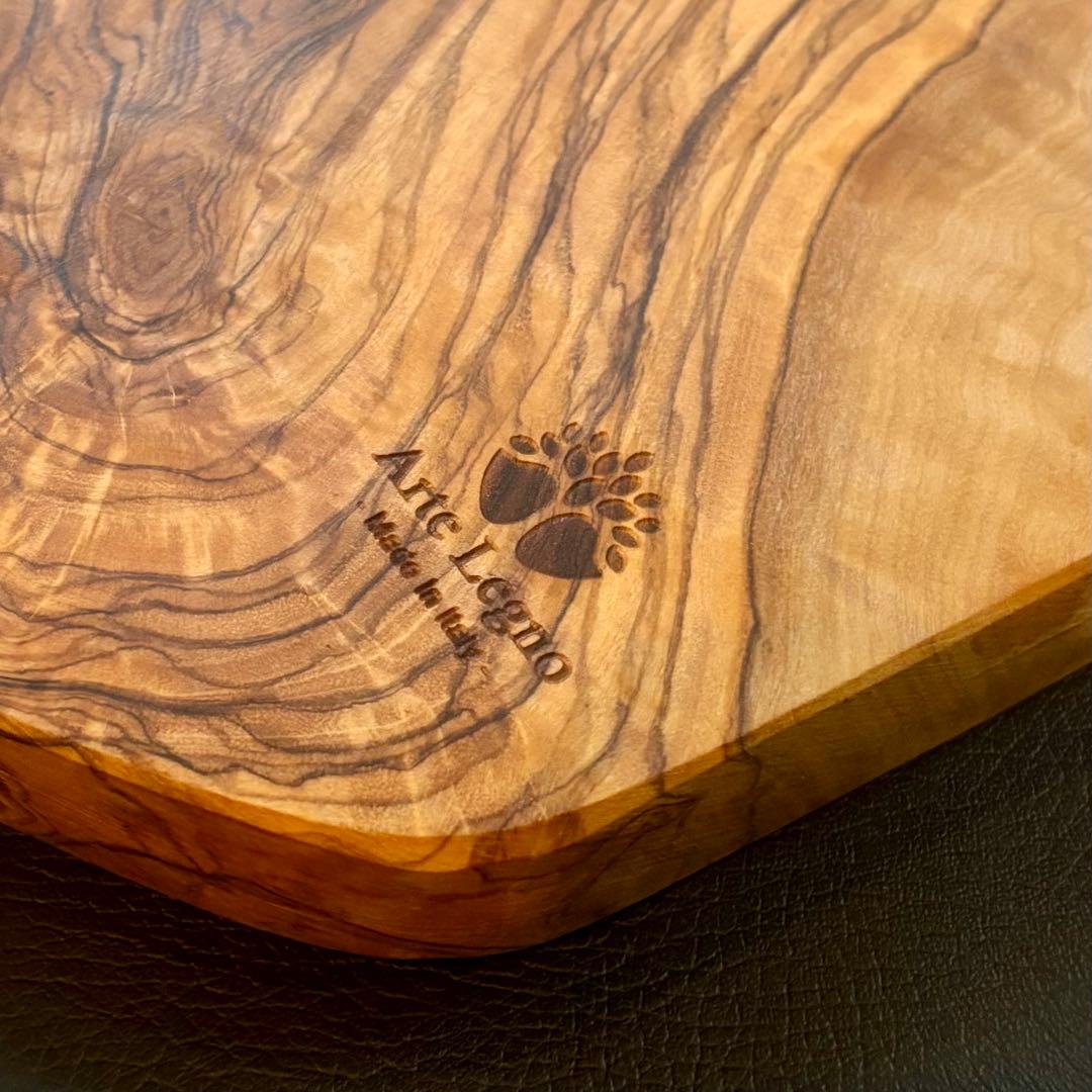 【一点物】アルテレニョ カッティングボード オリーブウッド 木目 大判 無垢材