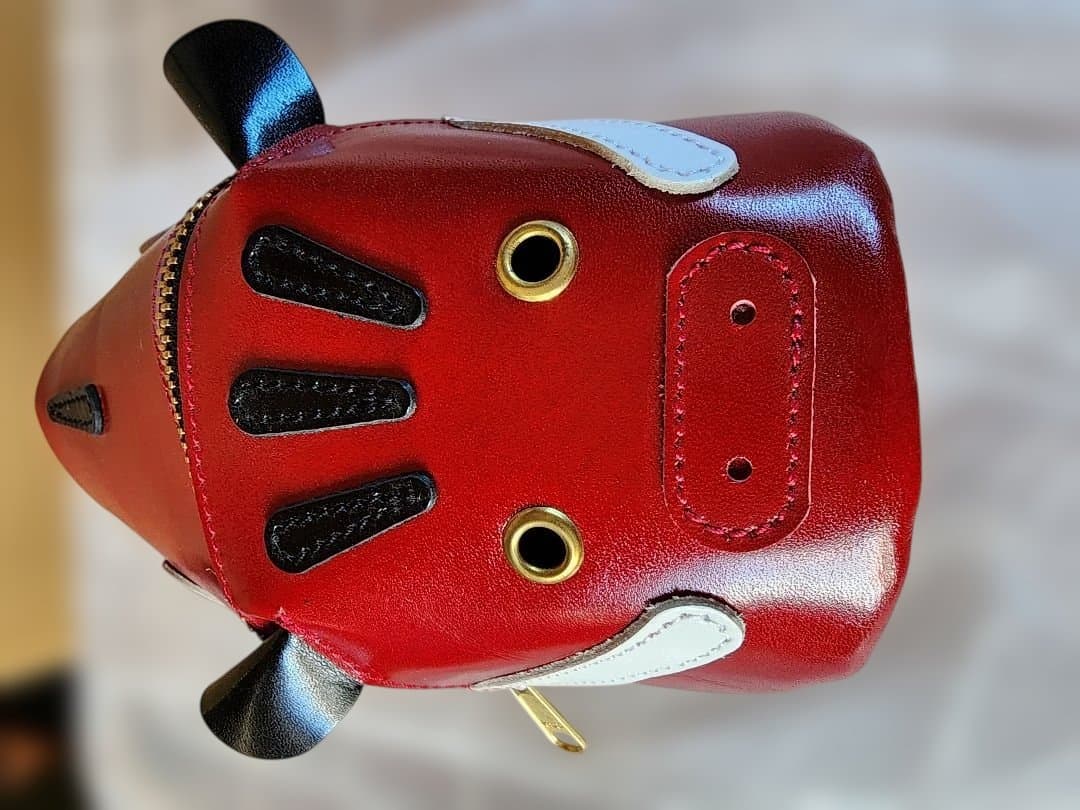 赤べこポーチ 革製品　かばんばか