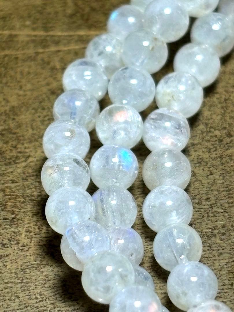 マダガスカル産　レインボームーンストーン3連ブレス4.7㎜（新品未使用）希少