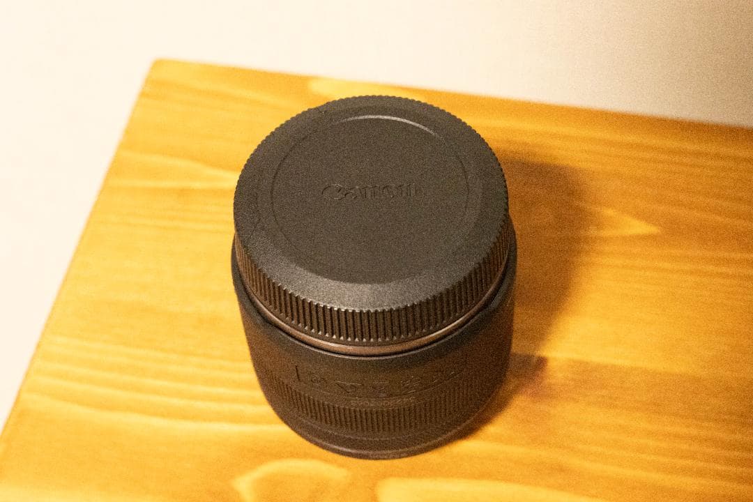 Canon RF 35mm F1.8 MACRO IS STM レンズ