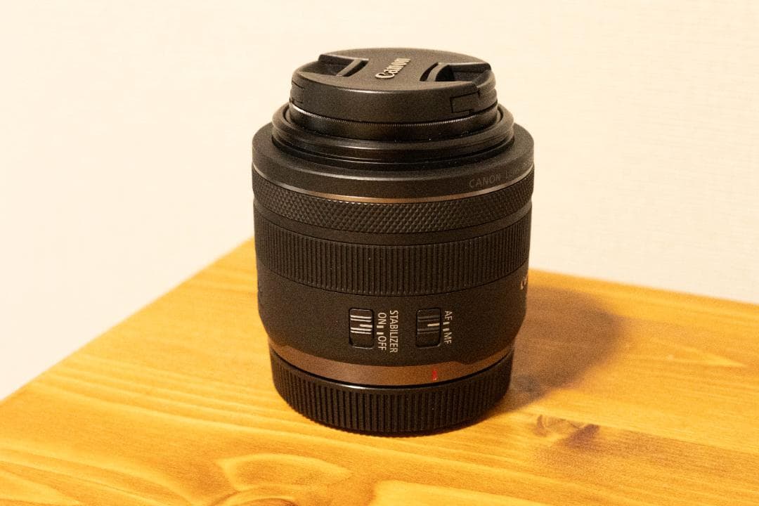 Canon RF 35mm F1.8 MACRO IS STM レンズ