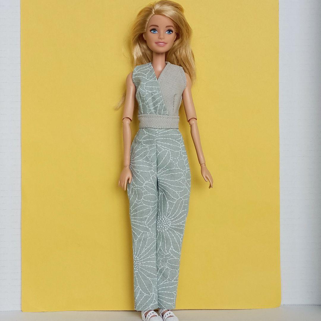 バービー人形size服580　アウトフィット　ドール服