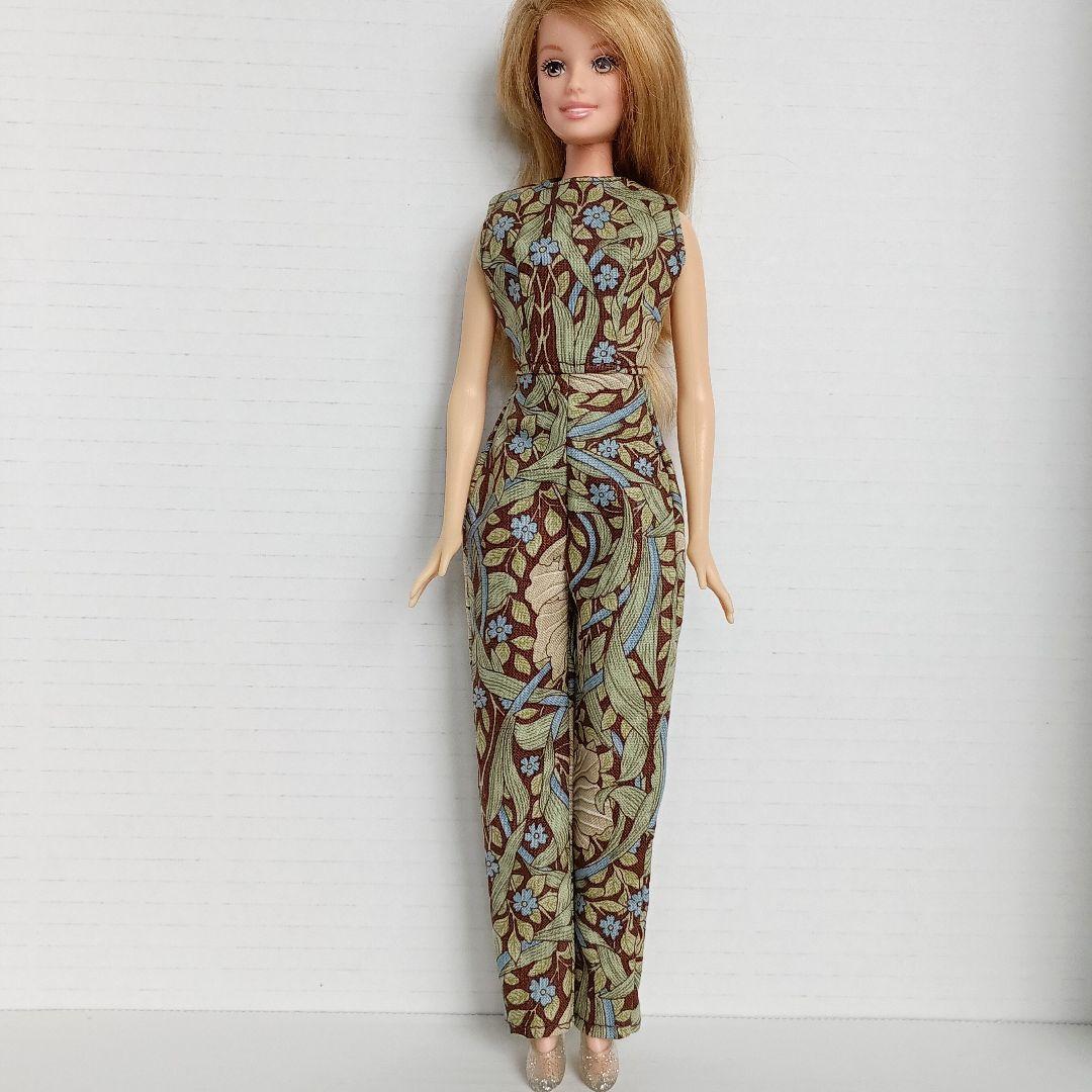 バービー人形size服580　アウトフィット　ドール服