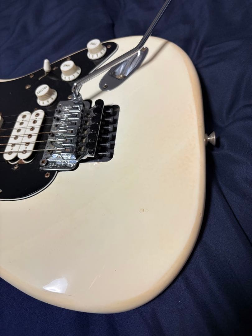 ギター Fender Player Strat FR HSS MN PWT
