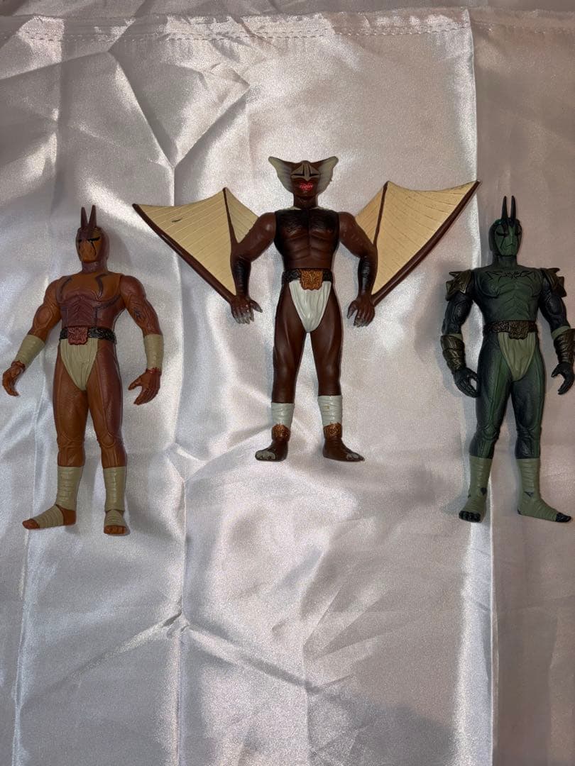 仮面ライダークウガ 怪人ソフビセット