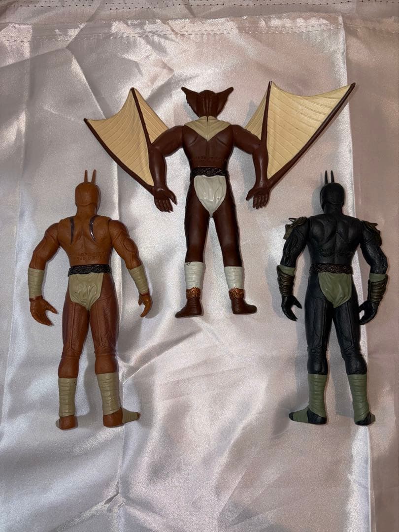 仮面ライダークウガ 怪人ソフビセット