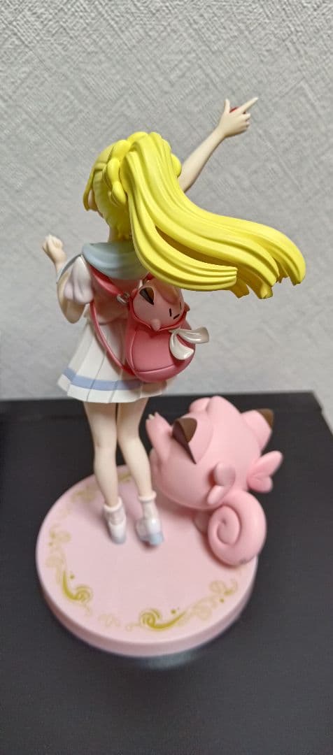 ポケモンセンターオリジナル がんば リーリエ & ピッピ フィギュア