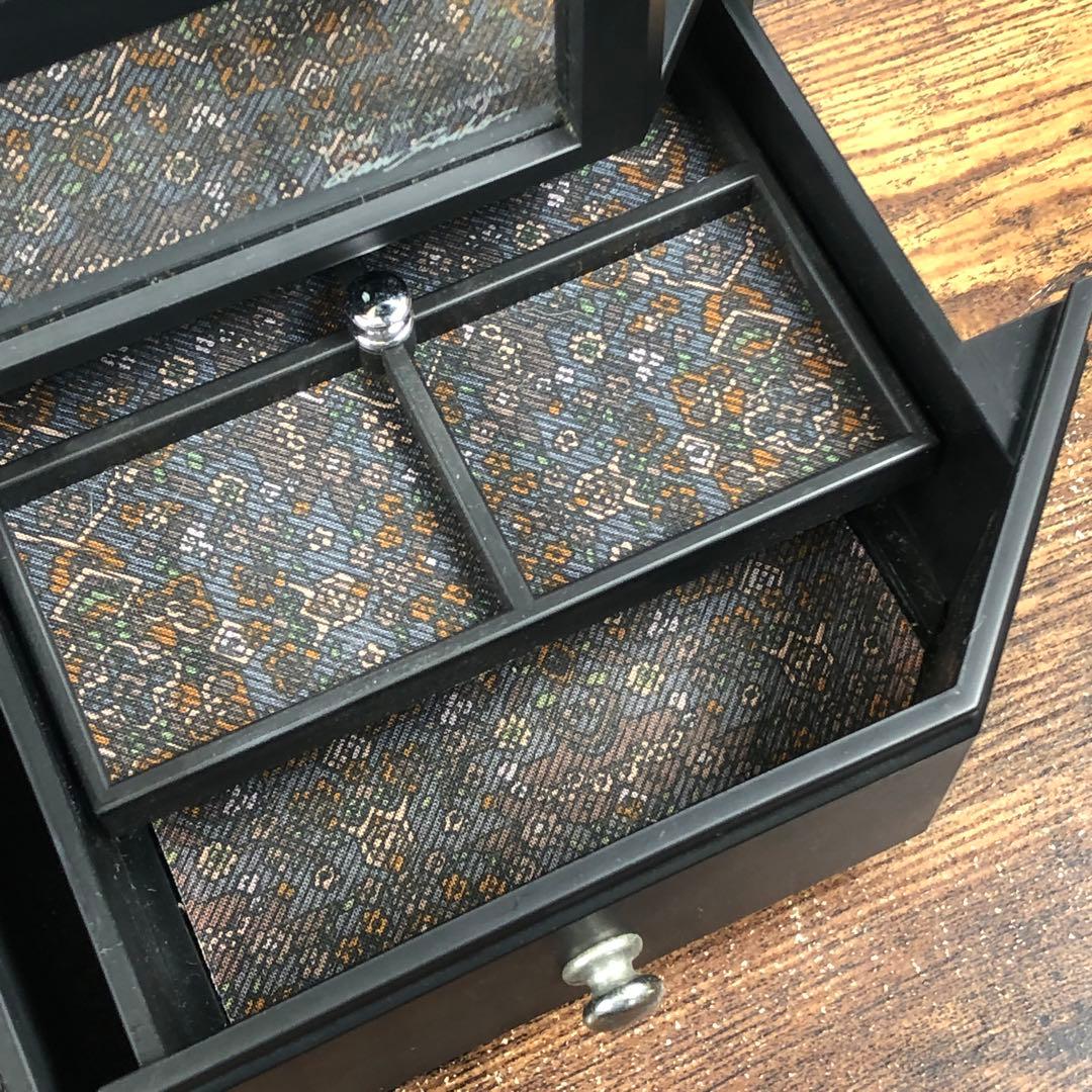 DISCRETION ジュエリーボックス 2段 君がいるだけで