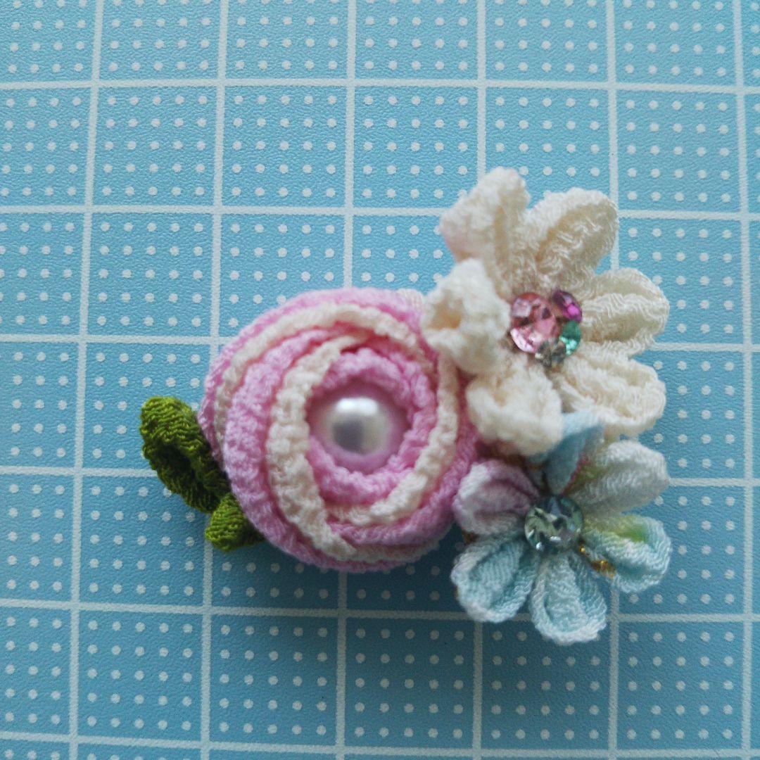 ＊大人かわいい＊つまみ細工のヘアクリップ rose