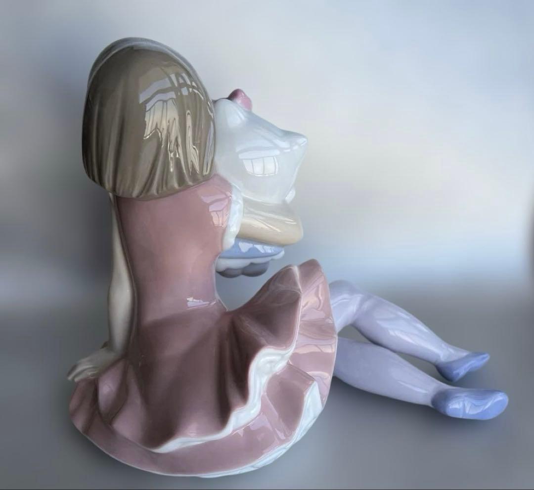 リヤドロ　Nao　ハローキティ　陶器　フィギュア