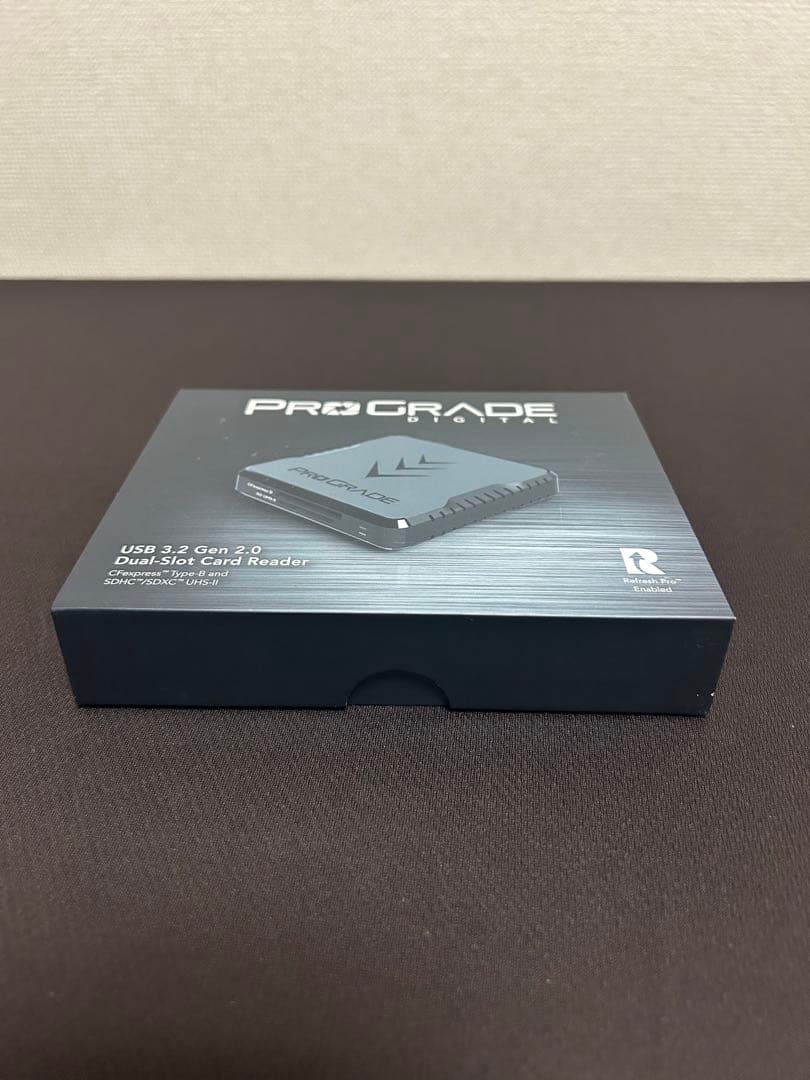 ProGrade Digital デュアルスロットメモリーカードリーダー
