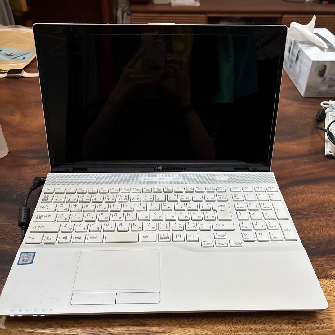 !PCサイト!　富士通LIFEBOOK FMVWD1A23W ホワイト