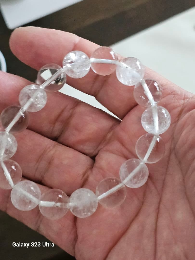 黒平　向山鉱山産水晶１２mm１６玉ブレスレツト