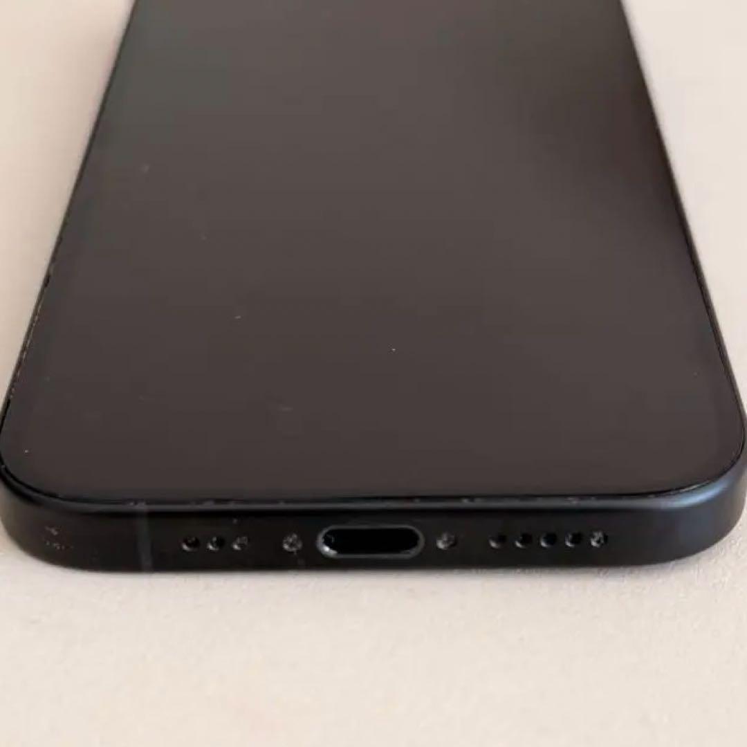 【本日午後発送】Apple iPhone 16 256GB ブラックSIMフリー