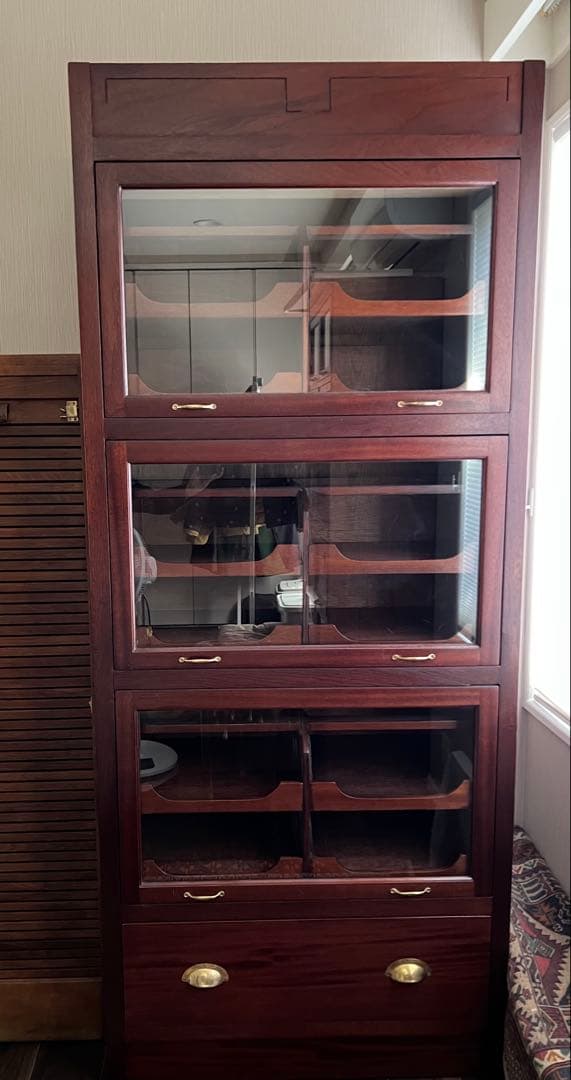 シャツキャビネット Lloyd's Antiques アンティーク