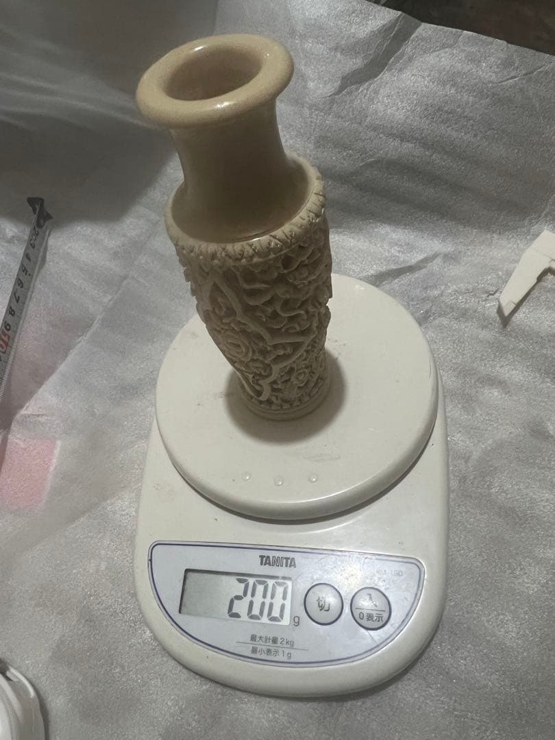 極上品の彫刻花瓶