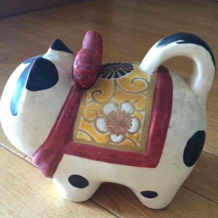 アンティーク猫の置物