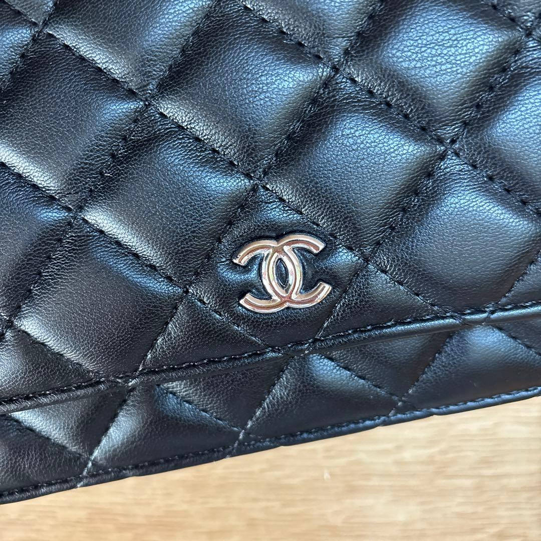 【美品】CHANEL ブラック キルティング ショルダーバッグ