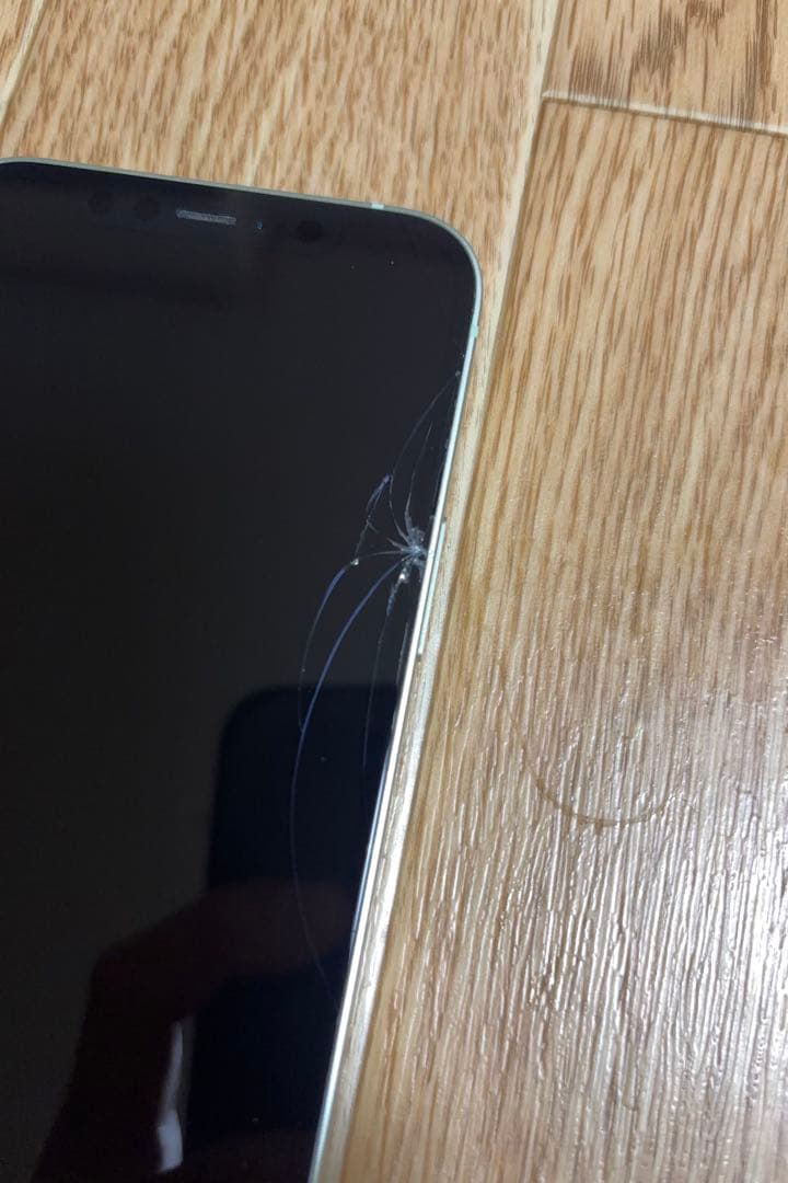 【画面割れあり】iPhone 12 128GB グリーン