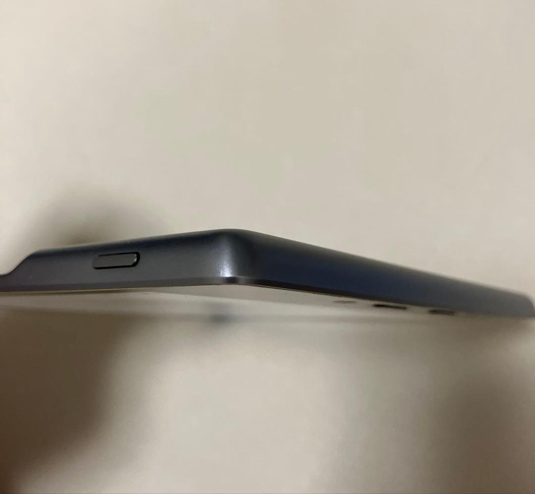 【美品】Kindle Oasis 第10世代 8GB wifi 広告なし