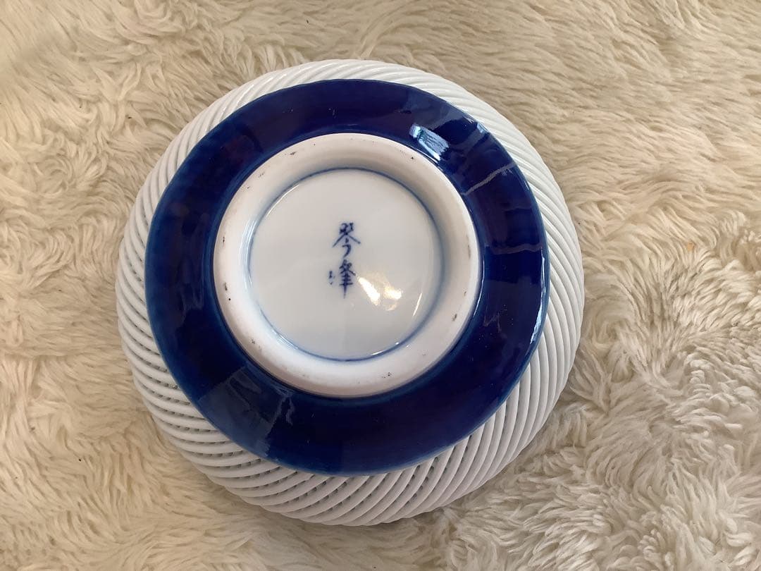 琴峰窯 紫陽花文 楕円透かし皿と菓子入れセット　と思われます