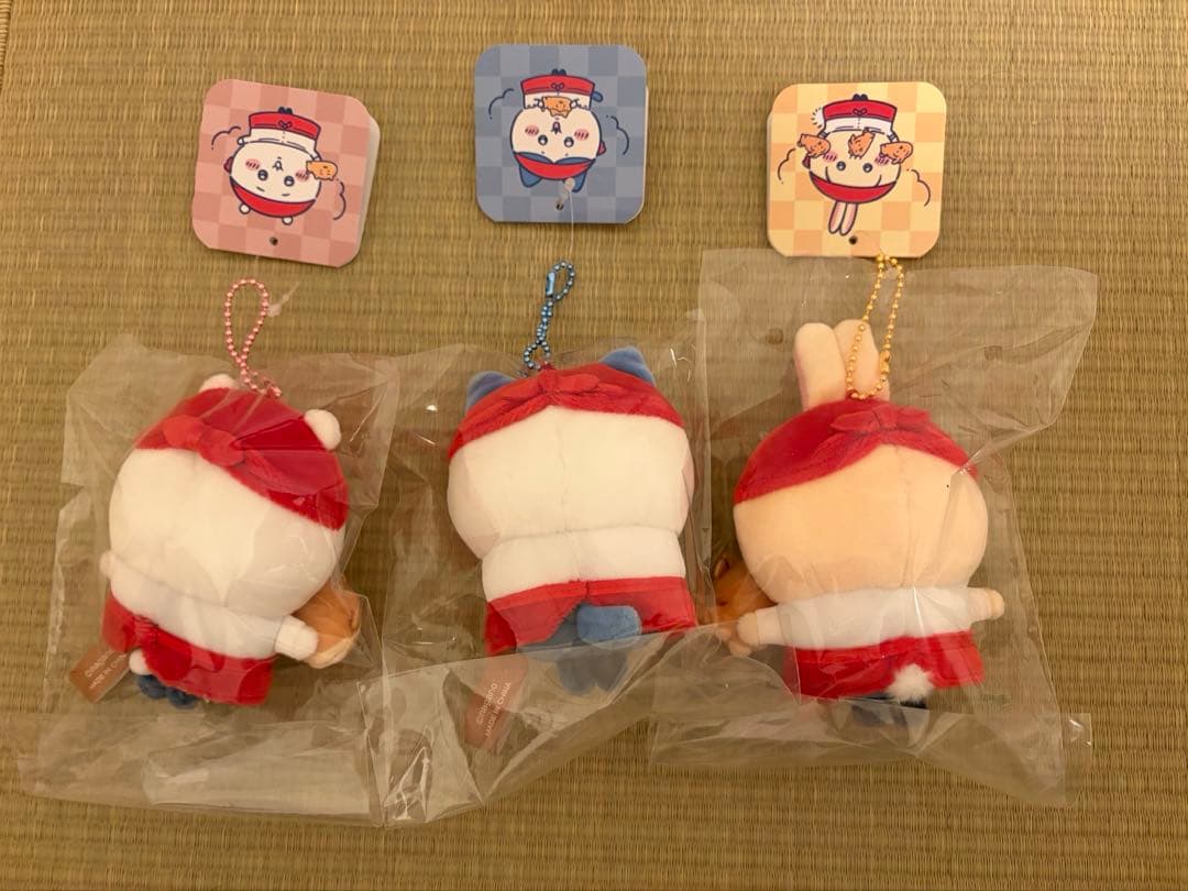 ちいかわ焼き　店員さんなマスコット　ちいかわ　ハチワレ　うさぎ　ショッパー大