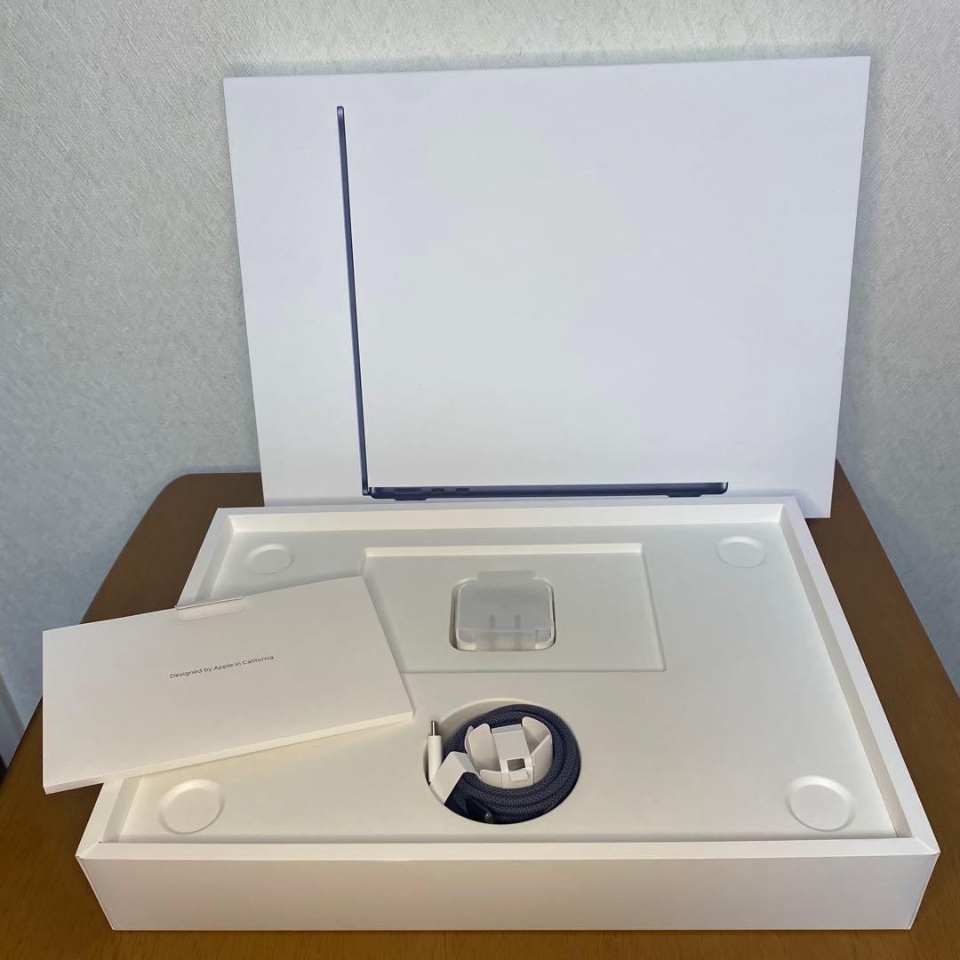 MacBook Air M3 13インチ 16GB/512GB 美品