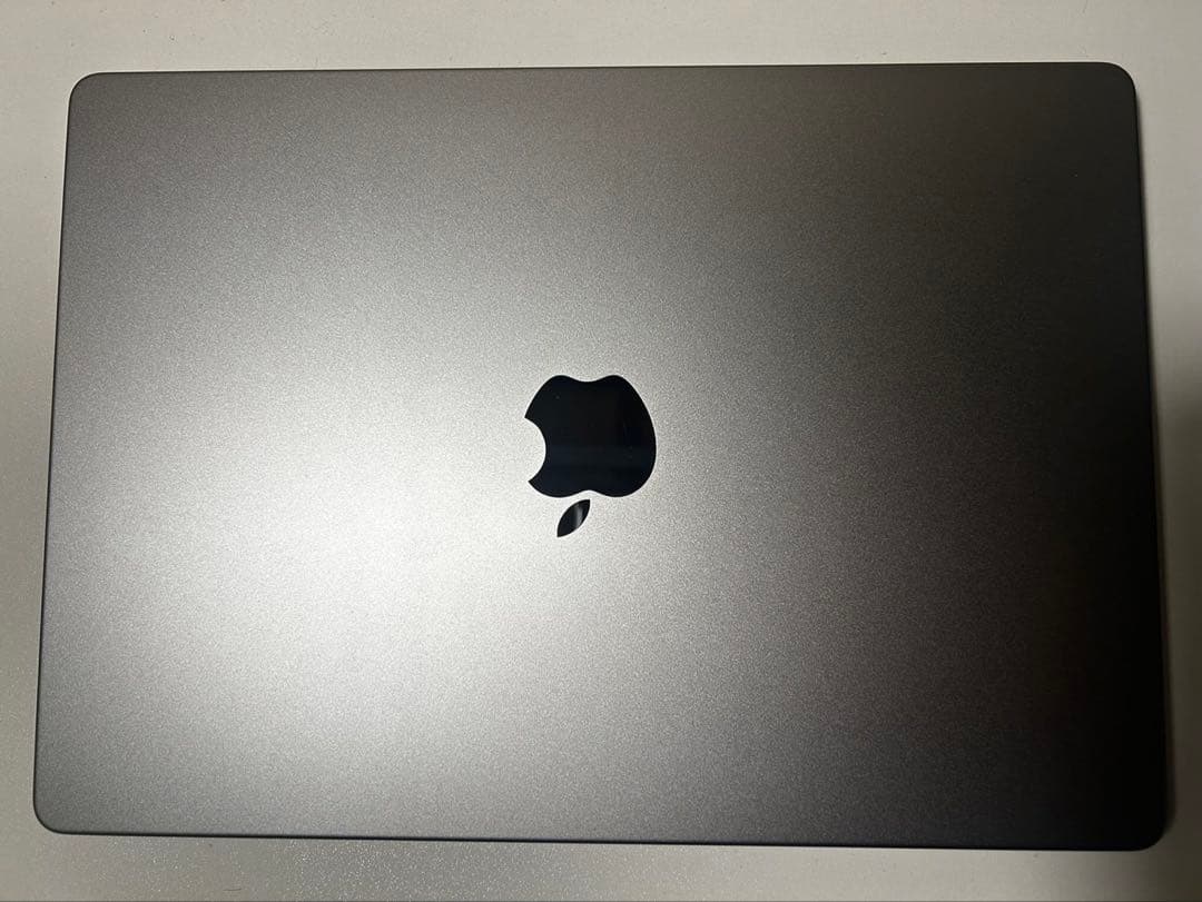 MacBook Pro 14インチ（M3 2023 512GB スペースグレイ）