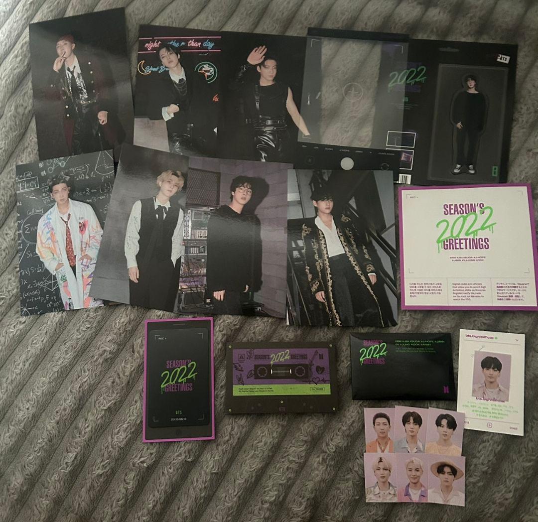 TinyTANタオルセットとBTSアルバム