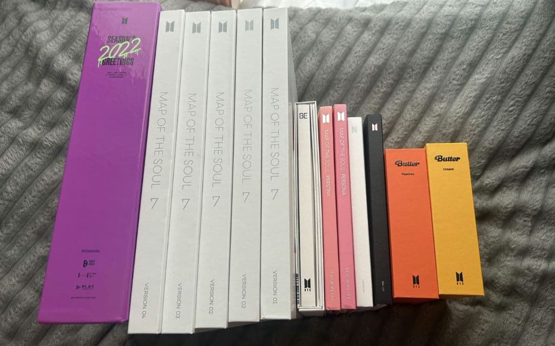 TinyTANタオルセットとBTSアルバム