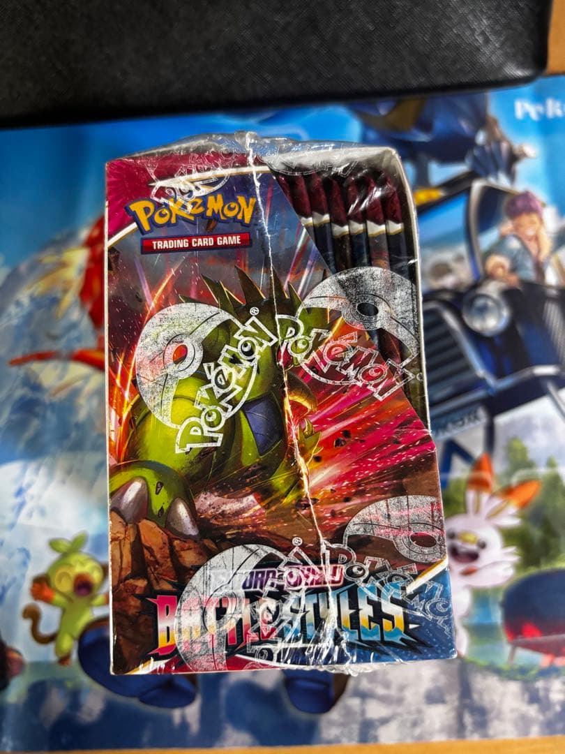 ポケモンカードソード&シールド　バトルスタイル 海外版　未開封　BOX