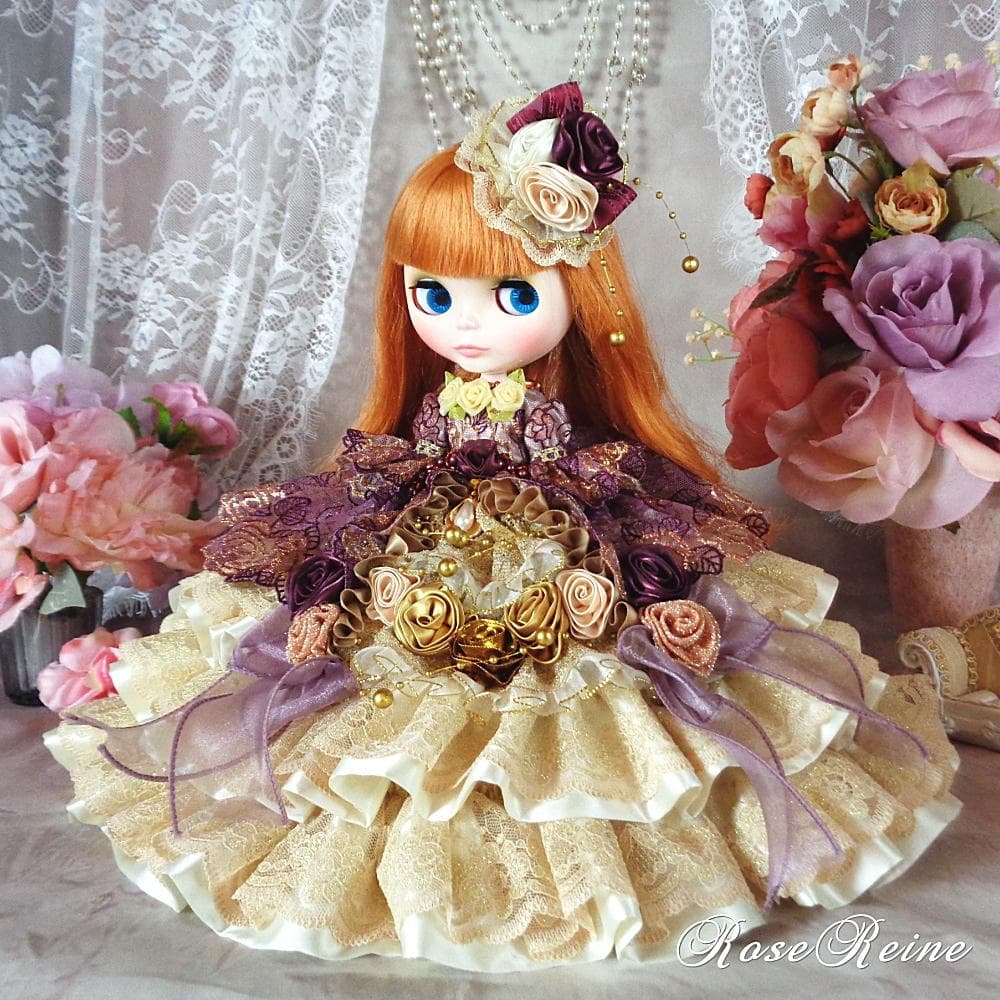 ルノワールの夢 アンティークゴールドレースの豪華フリルドールドレス