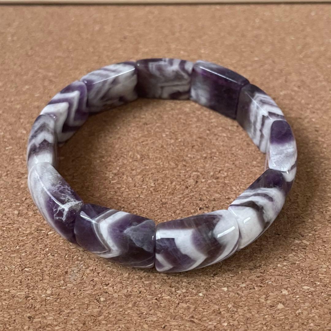 【癒しと直感の守護石】シェブロンアメジスト バングル 幅 約14㎜　天然石