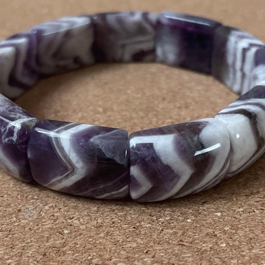 【癒しと直感の守護石】シェブロンアメジスト バングル 幅 約14㎜　天然石