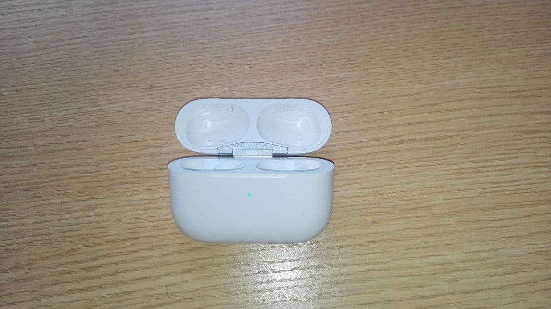 Apple AirPods Pro 純正品  充電ケースのみ