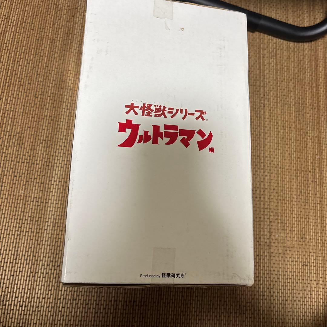 ウルトラマン サイゴン No.6 ガレージトイ