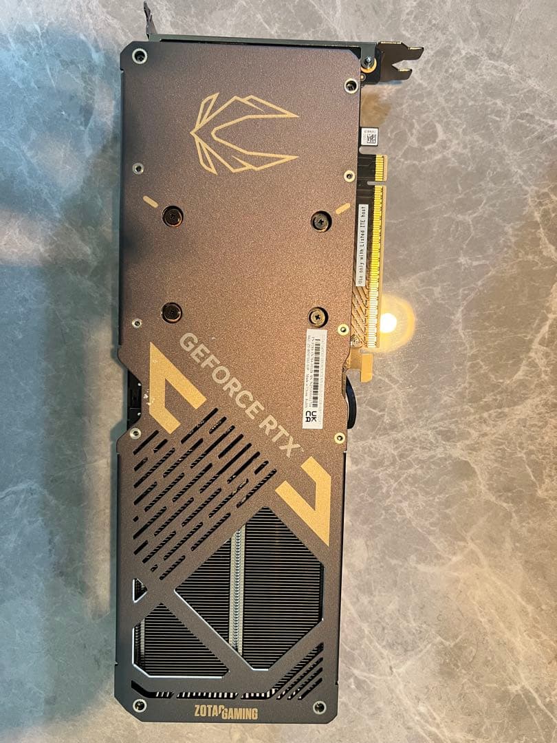 ZOTAC GAMING GEFORCE RTX 3ファン搭載 保証付き