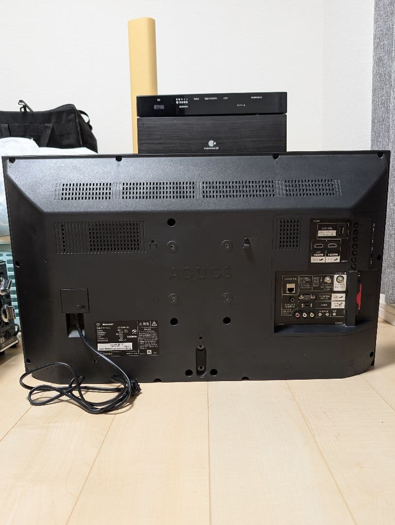 シャープ AQUOS 32型 液晶テレビ　2018年製 LC-32BH35