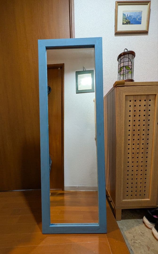 ピーコック・ブルー・フレームの全身鏡
