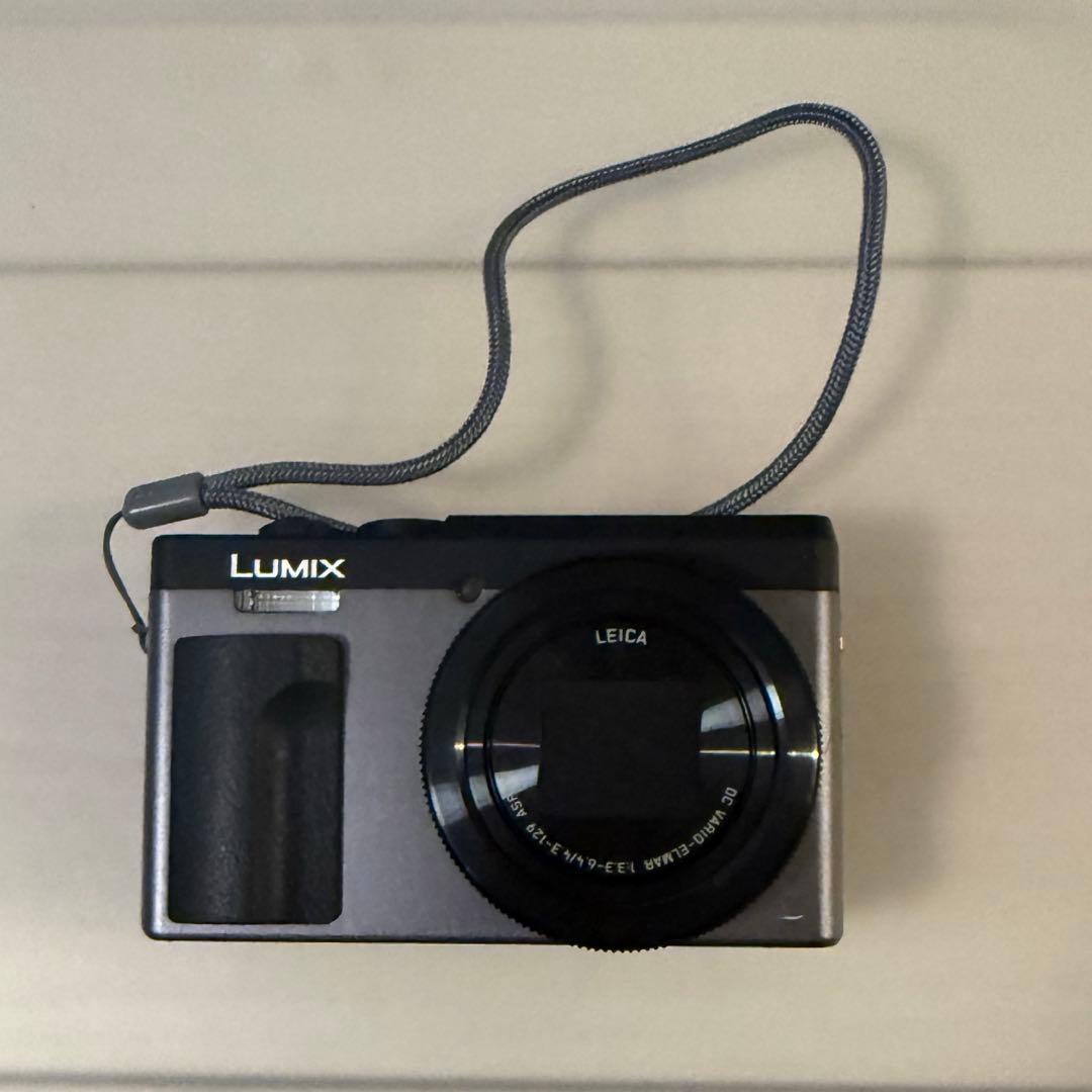 Panasonic DC-TZ90 カメラ　シルバー