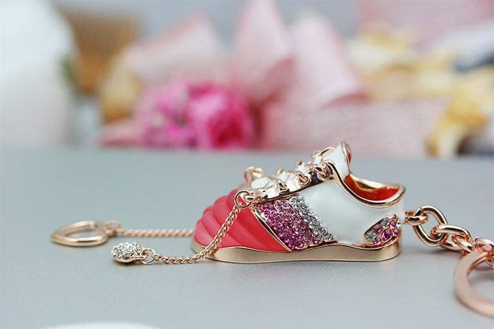 靴型キーホルダー二個セット